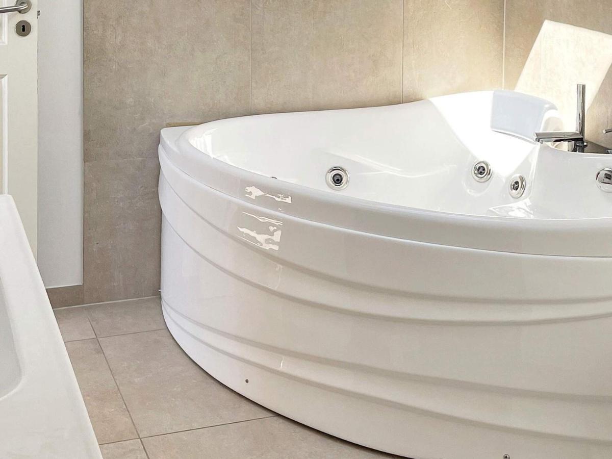 6 Person Holiday Home In Bjert Sonder Bjert Екстер'єр фото
